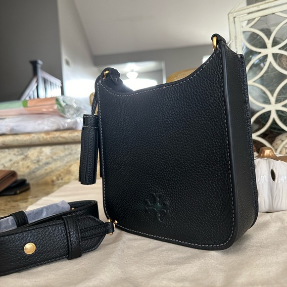 New Tory Burch Thea shoulder bag / crossbody - Picture 3 of 8